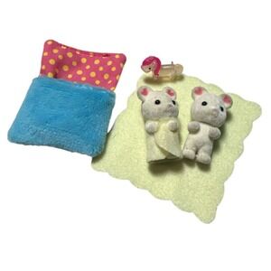 CALICO CRITTERS SYLVANIAN FAMILIES MARSHMALLOW MOUSE‎ Baby Twins w/ Accessories